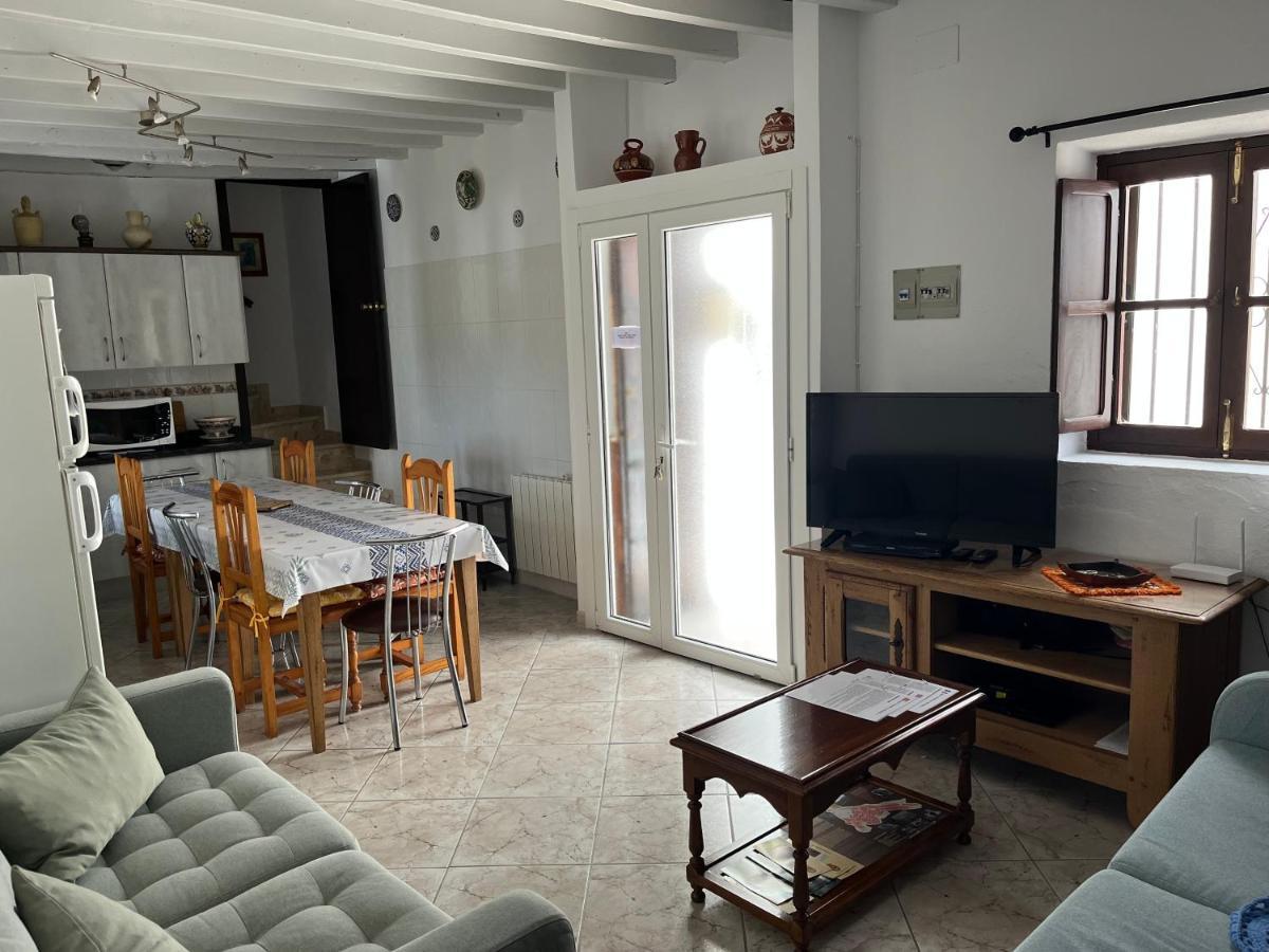 Maison De Village - Casa Manolo Y Jeannette Cartajima ภายนอก รูปภาพ